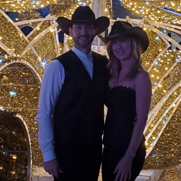 Meet your Posher, Joshua - Picture 7 of 8